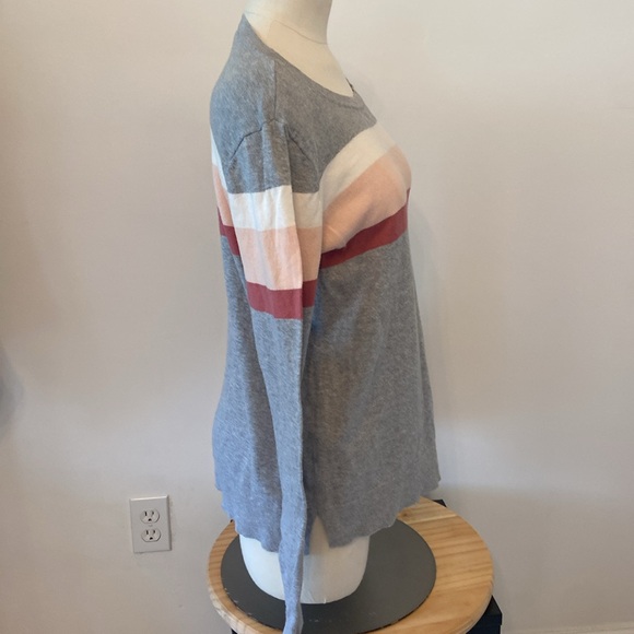 Loft 100% Cotton Striped Gray Pink Lightweight Sweater Size Medium - Picture 2 of 7